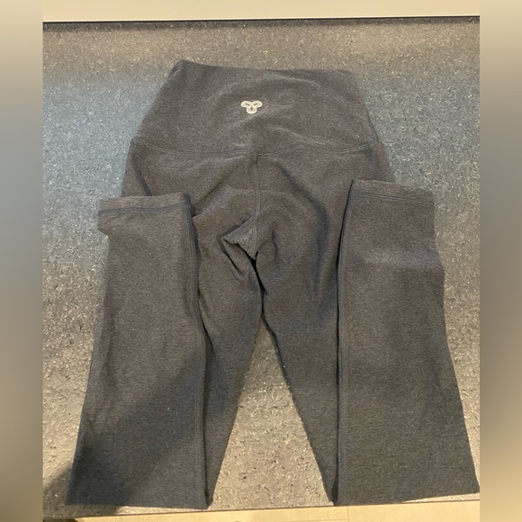 TNA DARK GREY LEGGINGS - Picture 5 of 5